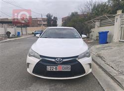 تۆیۆتا کامری